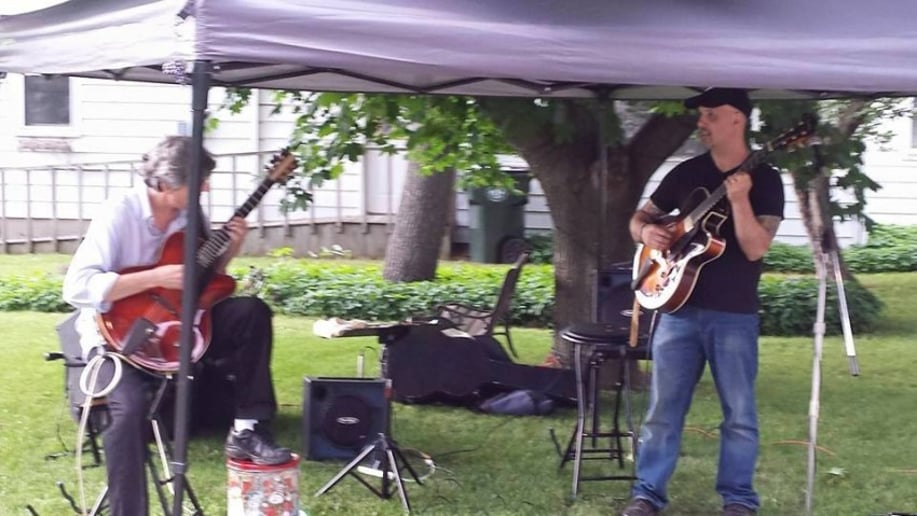 Gallery photo 9 of Lance Tanner Duo