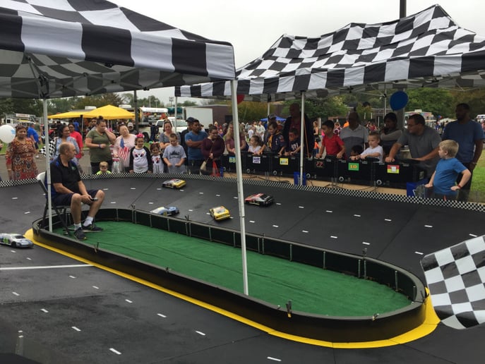 Gallery photo 3 of Large, Remote Control Race Track