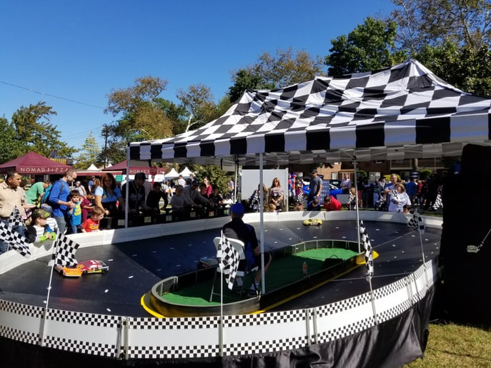 Gallery photo 6 of Large, Remote Control Race Track