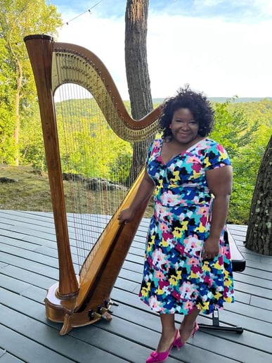 Gallery photo 7 of Candace Lark