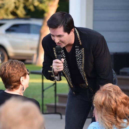 Gallery photo 4 of Larrabee Live