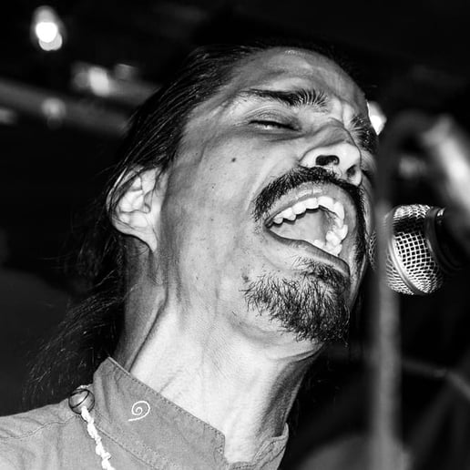 Gallery photo 1 of Larrosa Music