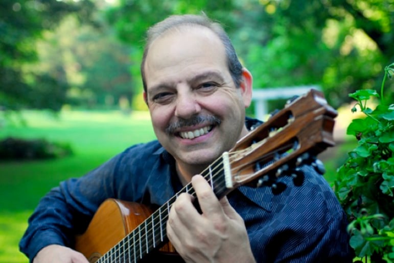Gallery photo 1 of Larry Del Casale
