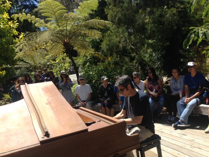 Gallery photo 7 of Larry Ebert -- The Ultimate Pop Pianist + Singer!