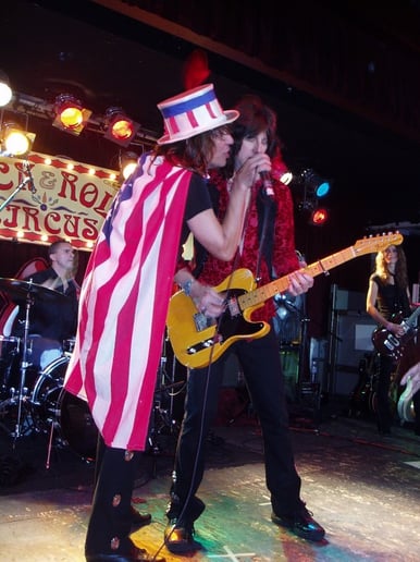 Gallery photo 1 of LaRue's STICKY FINGERS