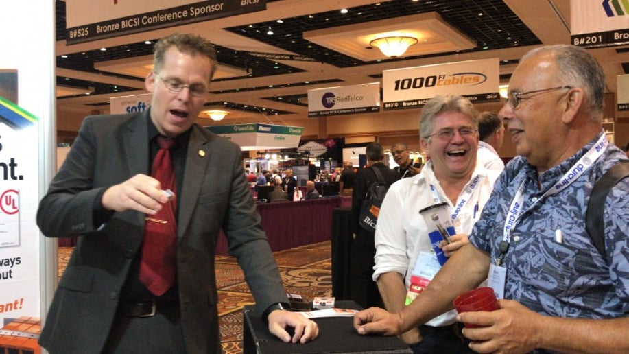 Gallery photo 5 of Vegas Convention Magician, Dave Johnson