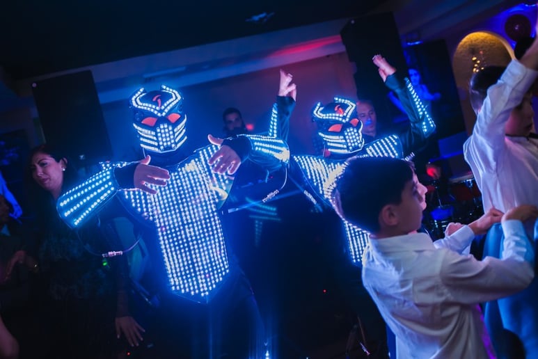 Gallery photo 10 of LED Robots CO2