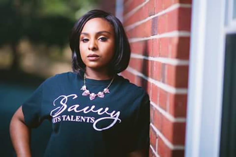 Gallery photo 4 of LaShia
