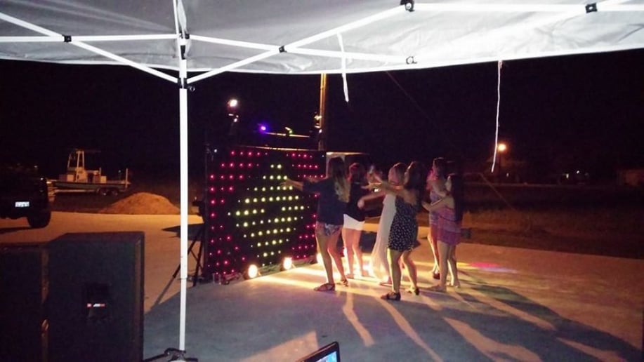 Gallery photo 1 of Last Minute Dj'z