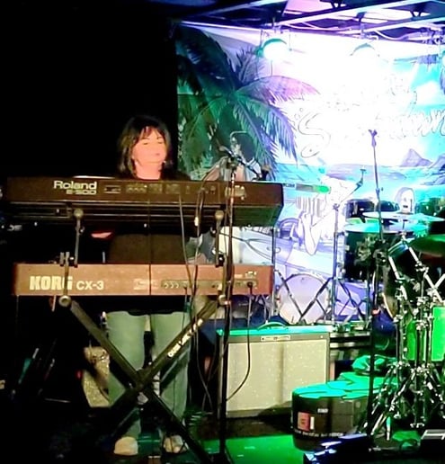 Gallery photo 3 of Mi Ritmo