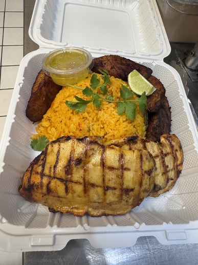 Gallery photo 22 of Latin Bites Food Trucks