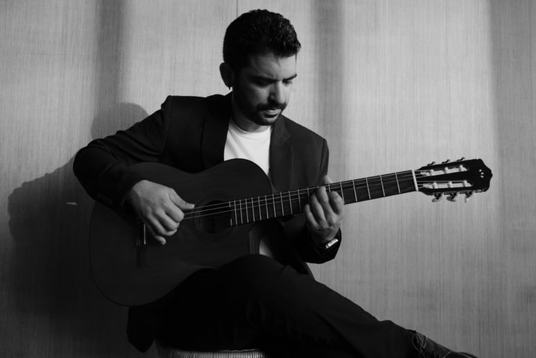 Gallery photo 3 of Latin Guitarist
