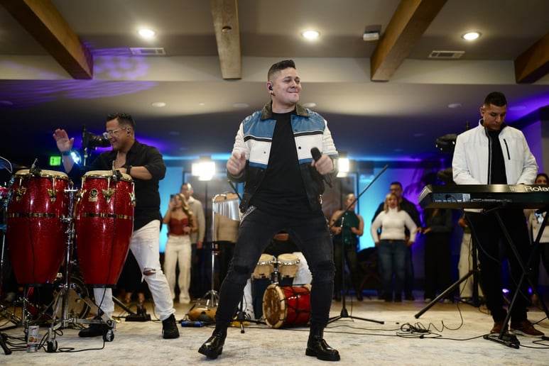 Gallery photo 1 of Latin Music Band - Evin Ramos Band