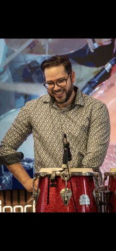 Gallery photo 22 of Puro Swing Band