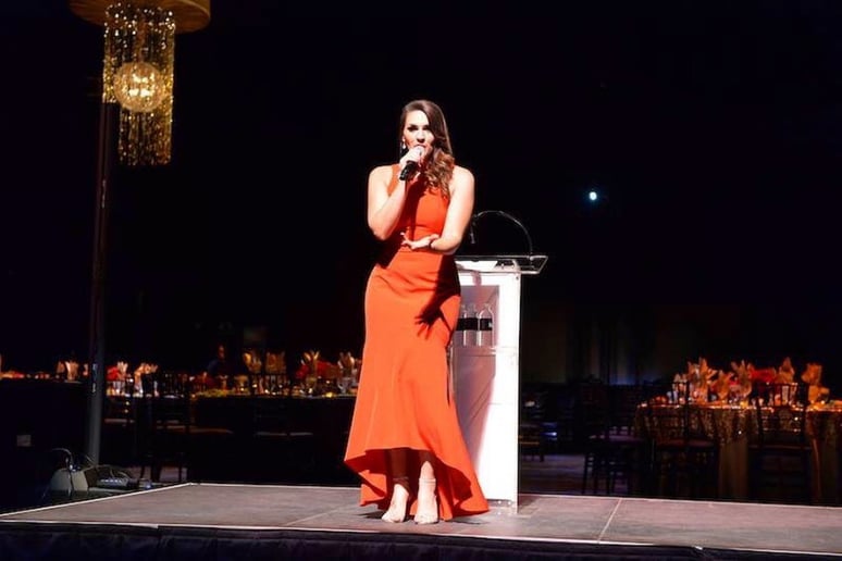 Gallery photo 12 of Laura Wright