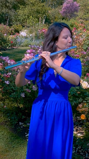 Gallery photo 9 of Laurastincer