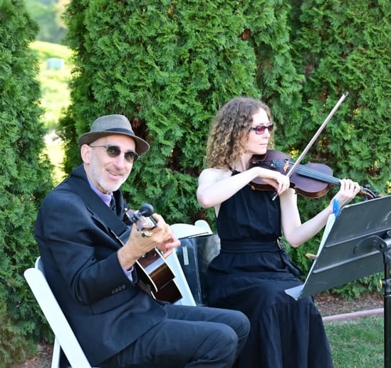 Gallery photo 9 of Laurel Thomsen - Solo Violin, Duos, Trios, Ensembles