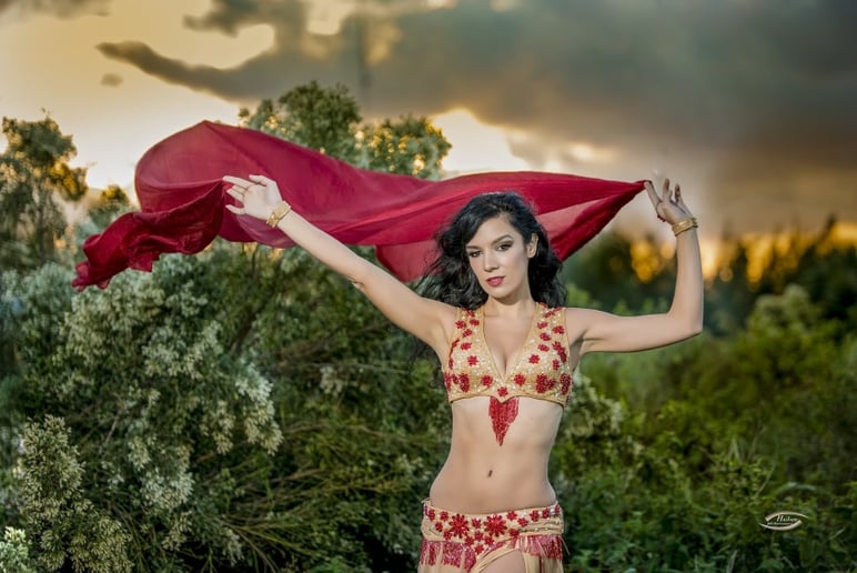 Gallery photo 35 of Lauren- Cheeky Bellydance