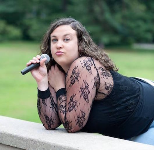 Gallery photo 1 of Lauren G