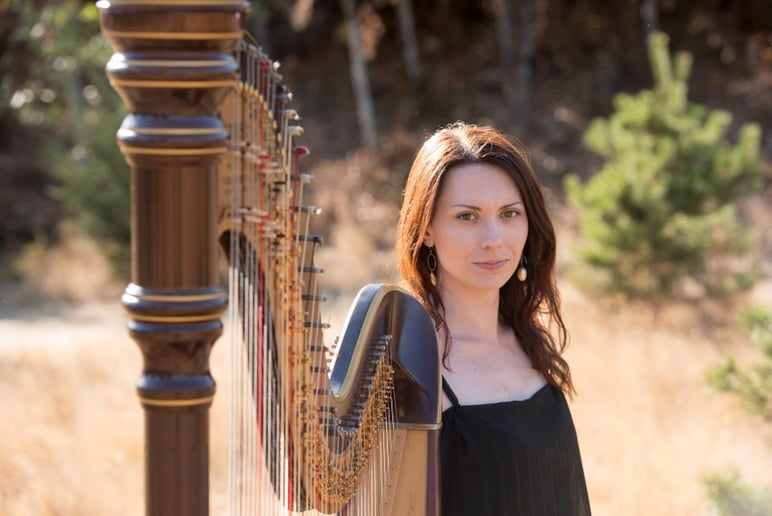 Gallery photo 3 of Lauren Grace - Harpist