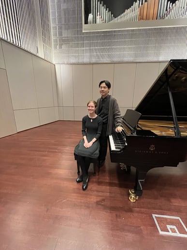 Gallery photo 1 of Lauren Jackson: Classical Piano/Violin