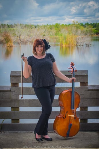 Gallery photo 6 of Lauren of Lumid