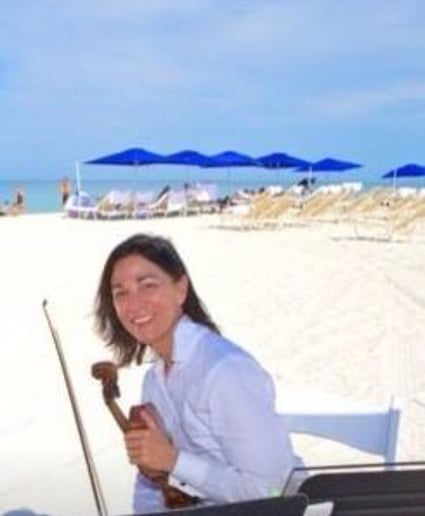 Gallery photo 2 of Laurie Vodnoy-Wright Violinist