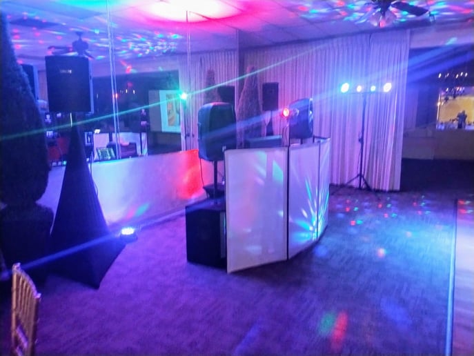 Gallery photo 6 of LD's Karaoke & DJ Services