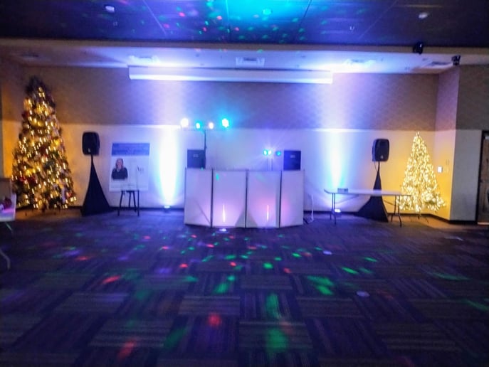 Gallery photo 7 of LD's Karaoke & DJ Services