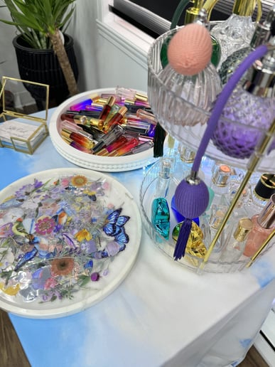 Gallery photo 10 of Le Ciel ~ Create Your Own Perfume