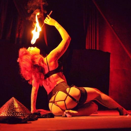 Gallery photo 2 of Lita Deadly