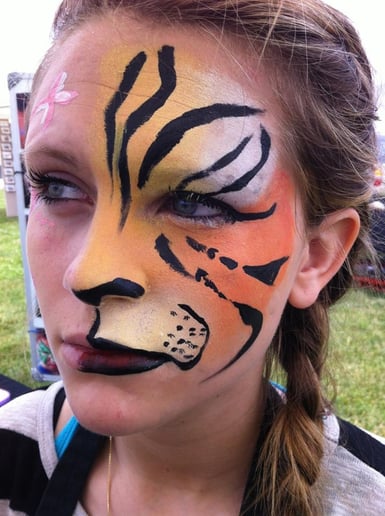 Gallery photo 2 of Leah Cat’s Face Painting