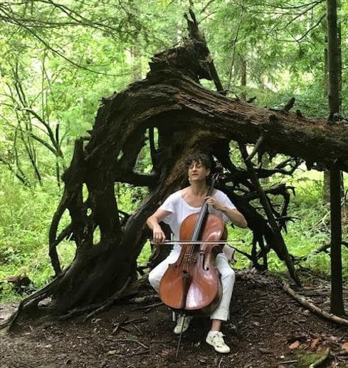 Gallery photo 8 of Leah Coloff, solo cello