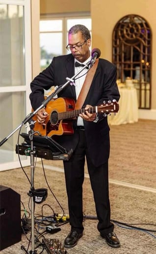 Gallery photo 10 of Leather & Lace Acoustic & Dance Bands