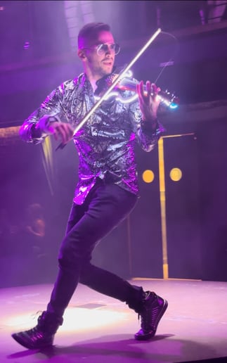 Gallery photo 12 of LED Dancing Violinist / Svet