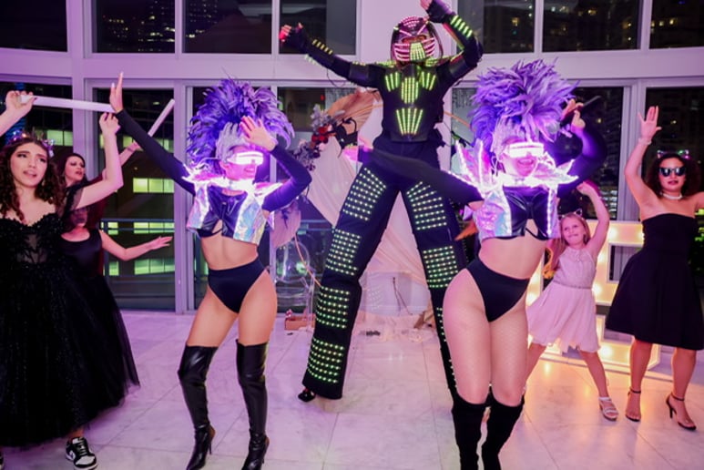 Gallery photo 39 of Bentley Entertainment