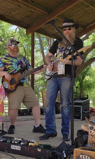 Gallery photo 6 of Lee Mathis & The Brutally Handsome