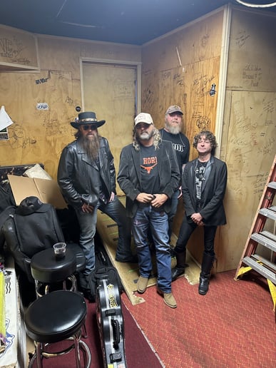 Hire Lee Mathis & The Brutally Handsome - Country Band in Longview