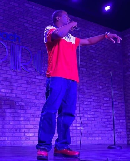 Gallery photo 1 of Lee Smith