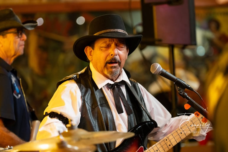 Gallery photo 9 of Lefty Martin & His Right Hand Band