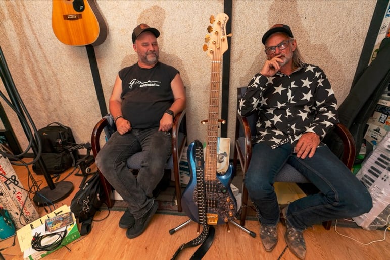 Gallery photo 32 of Lefty Martin & His Right Hand Band