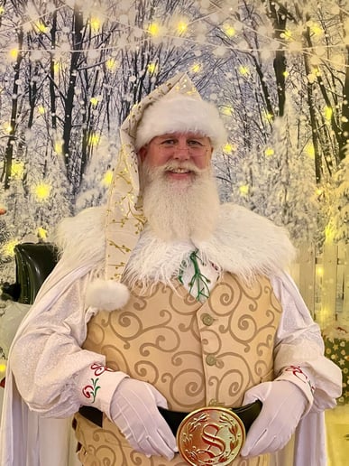 Gallery photo 4 of Legacy Santa