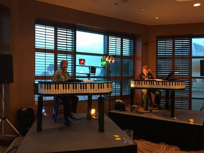 Gallery photo 2 of Legends Dueling Pianos