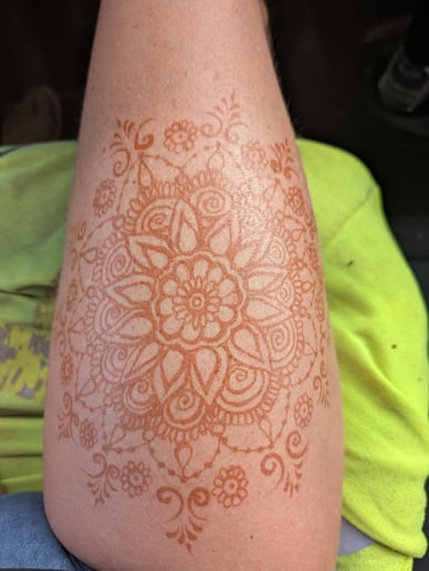 Gallery photo 9 of Leigh Ann's Facepaint and Henna
