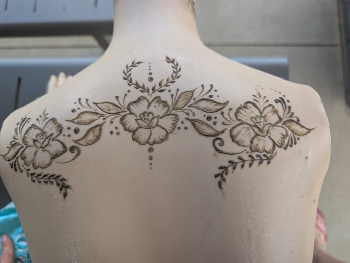 Gallery photo 7 of Leigh Ann's Facepaint and Henna