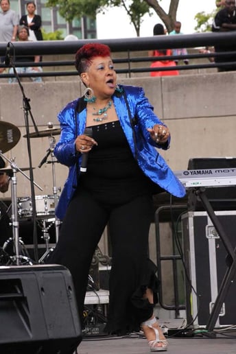 Gallery photo 5 of Denise Davis and the Motor City Sensations