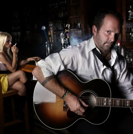 Gallery photo 1 of Lenny Burridge (Solo & Duo)