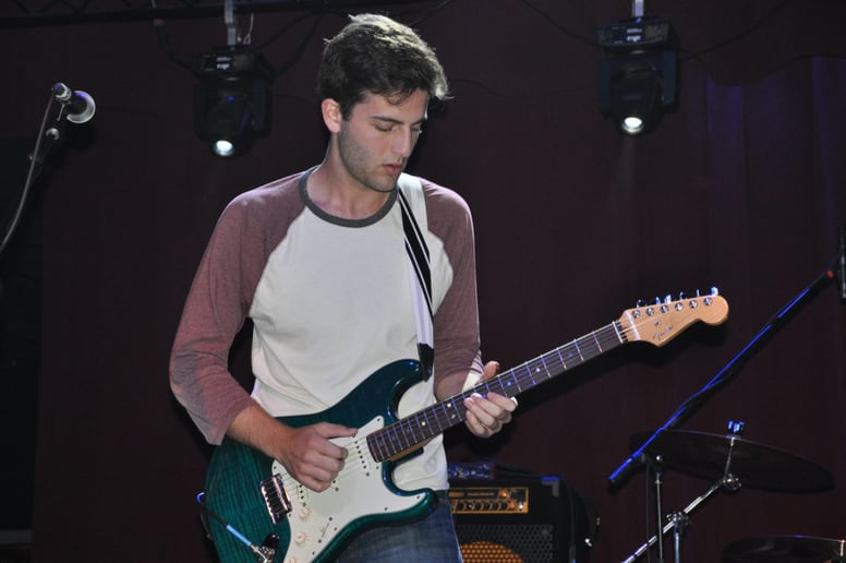 Gallery photo 9 of Lenny Miller, Session and Solo Guitarist