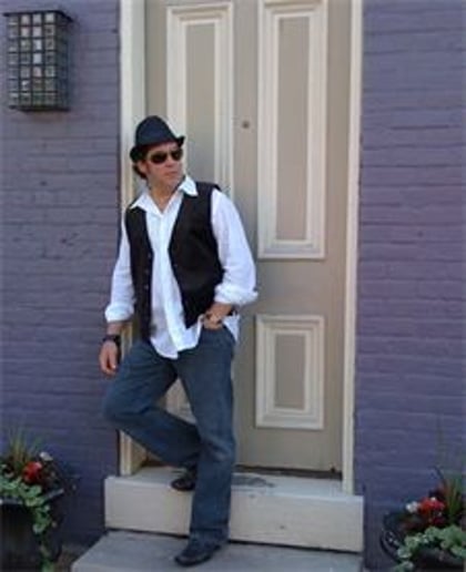Gallery photo 2 of Lenny Hickey