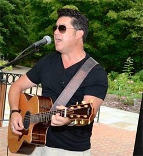 Gallery photo 4 of Lenny Hickey